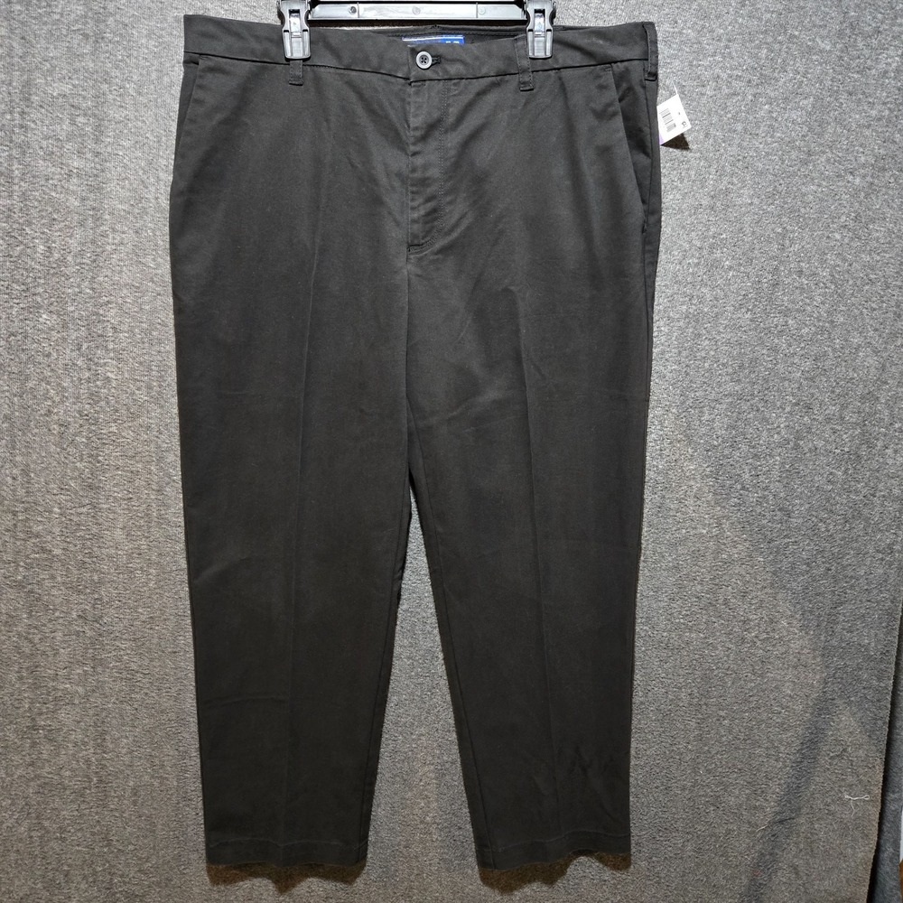 NWT IZOD Performance Plus Stretch Non Iron Wicking Straight Pants Black 38 x 29
